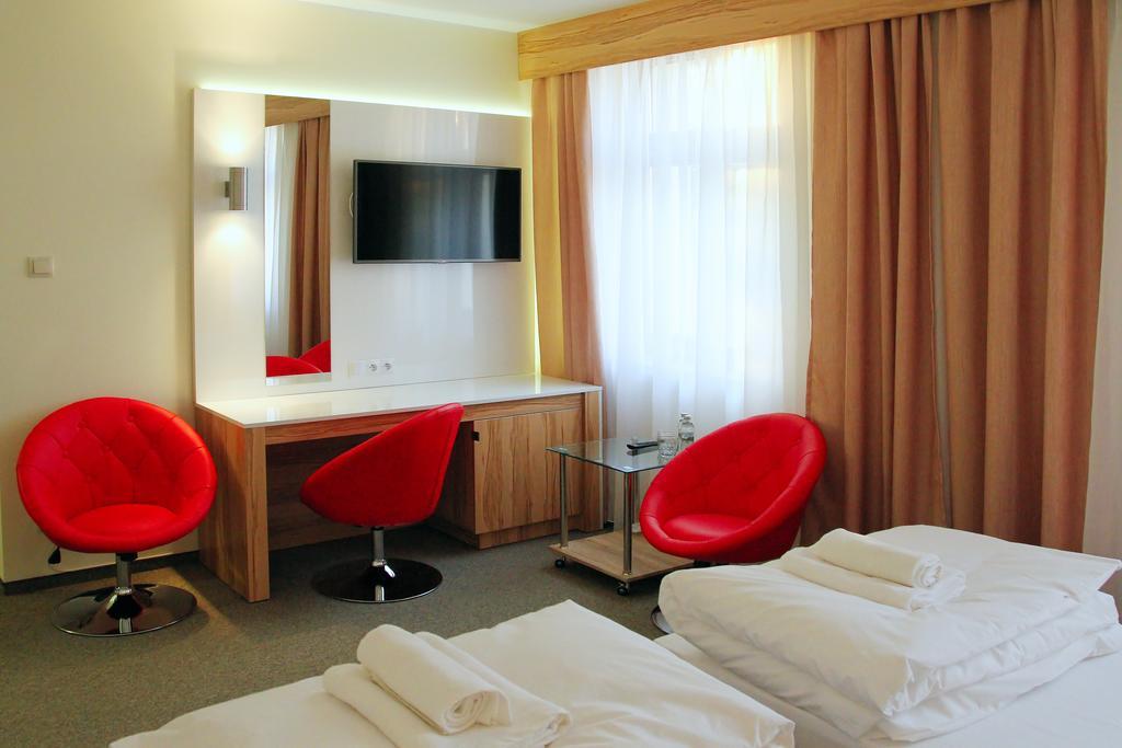 Hotel Przy Baszcie เลกนิตซา ห้อง รูปภาพ