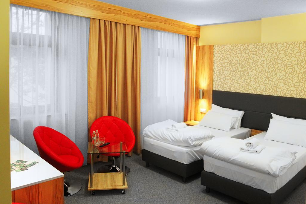 Hotel Przy Baszcie เลกนิตซา ห้อง รูปภาพ
